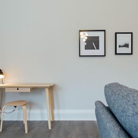 Stylish Stirling Apartment - Free Parking Ngoại thất bức ảnh
