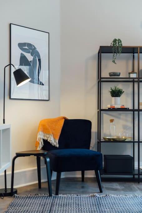 Stylish Stirling Apartment - Free Parking Ngoại thất bức ảnh