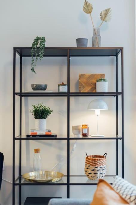 Stylish Stirling Apartment - Free Parking Ngoại thất bức ảnh