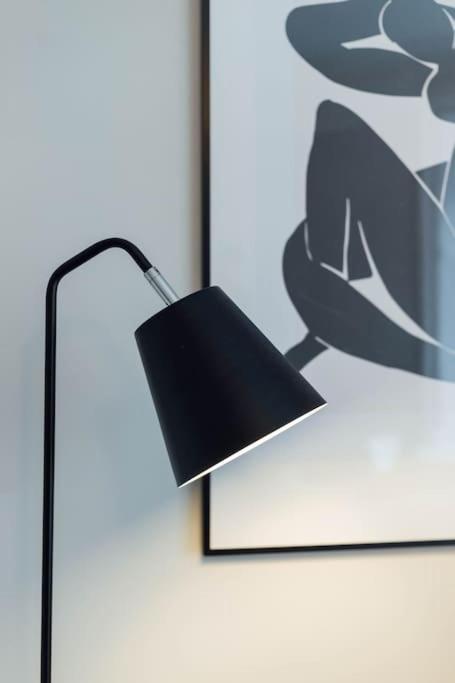 Stylish Stirling Apartment - Free Parking Ngoại thất bức ảnh