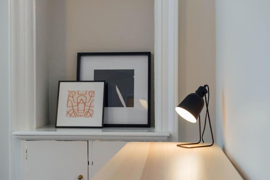 Stylish Stirling Apartment - Free Parking Ngoại thất bức ảnh