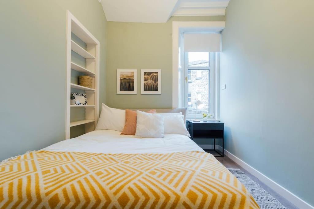 Stylish Stirling Apartment - Free Parking Ngoại thất bức ảnh