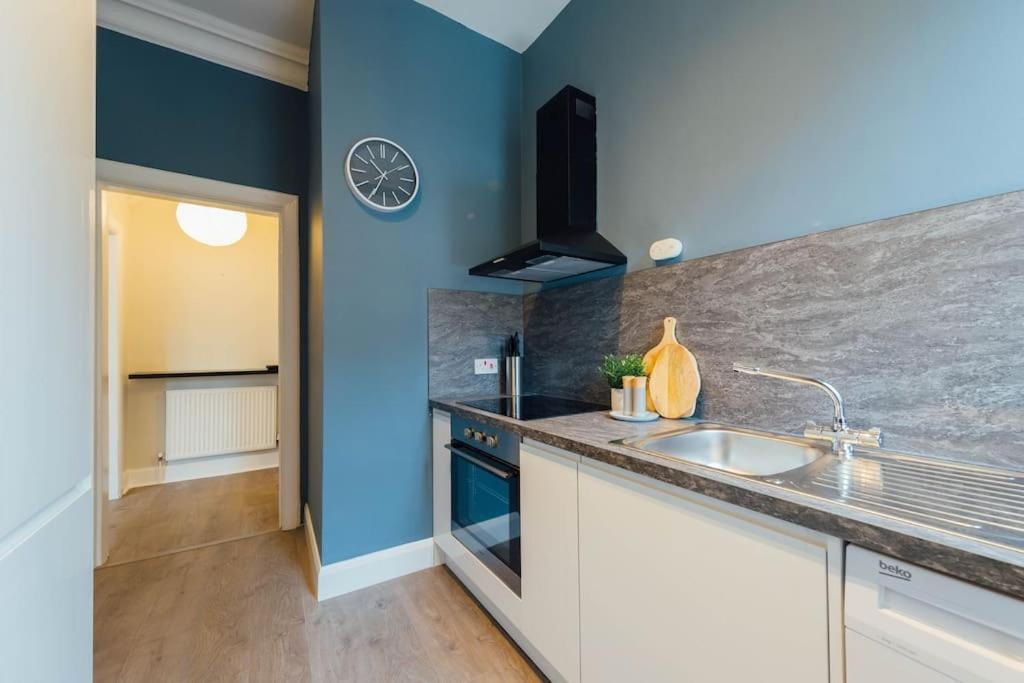 Stylish Stirling Apartment - Free Parking Ngoại thất bức ảnh