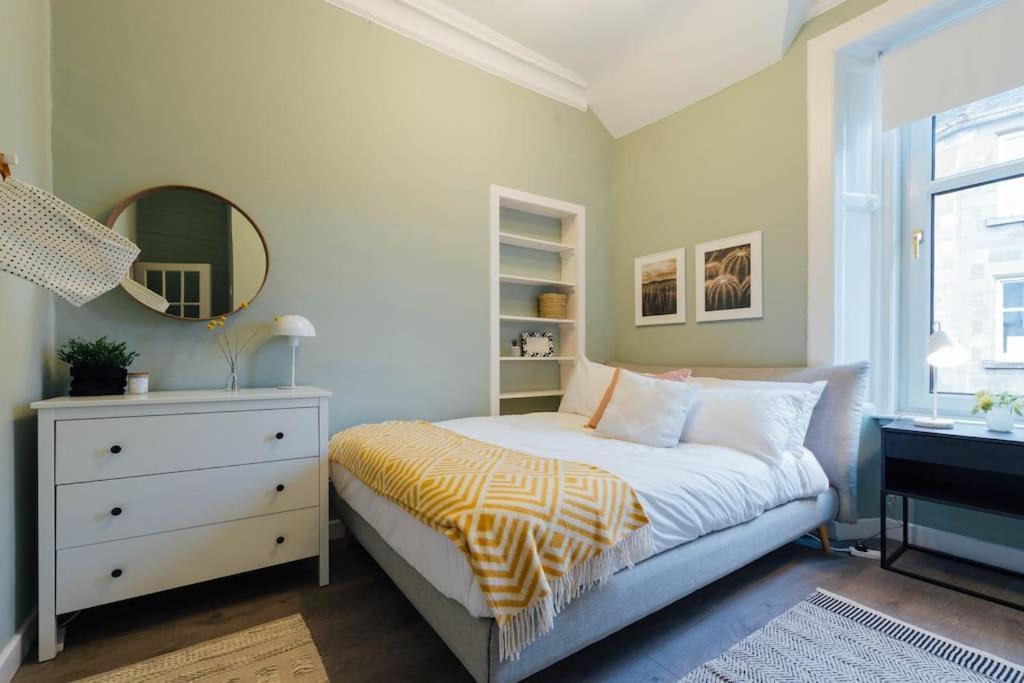 Stylish Stirling Apartment - Free Parking Ngoại thất bức ảnh